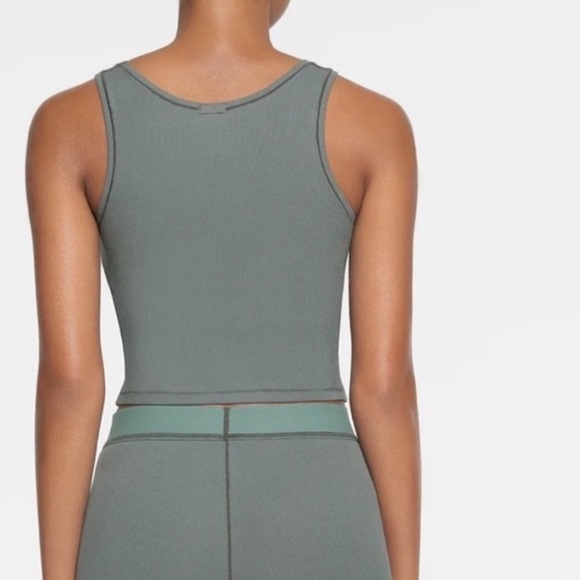 SKIMS Ribbed Cotton Lightweight Tank Top Kyanite Small NWT - Picture 3 of 14